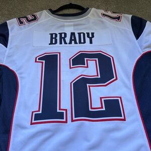 BNWT Brady Nike Patriots Football Jersey White & Navy #12